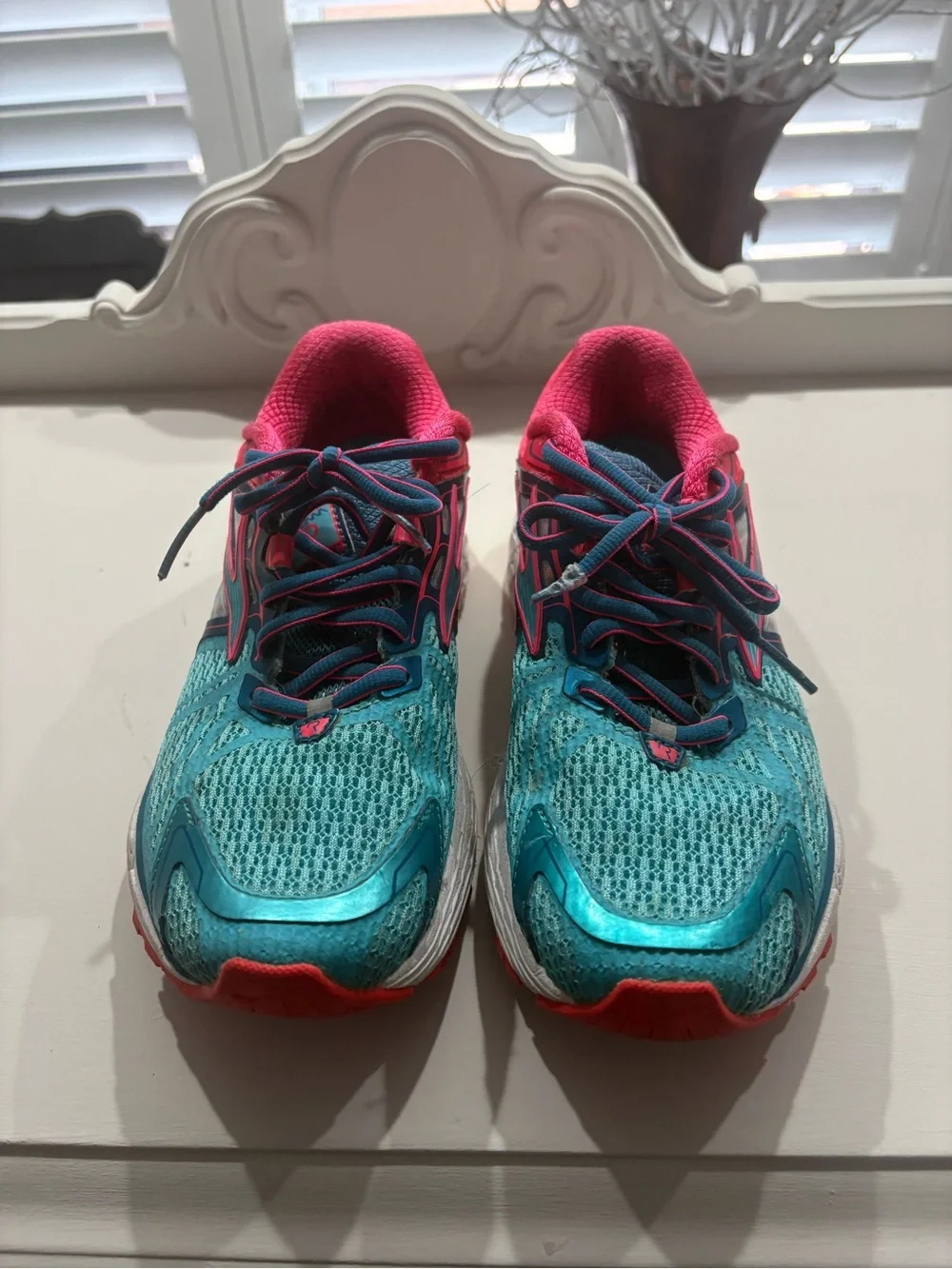 Brooks sneakers